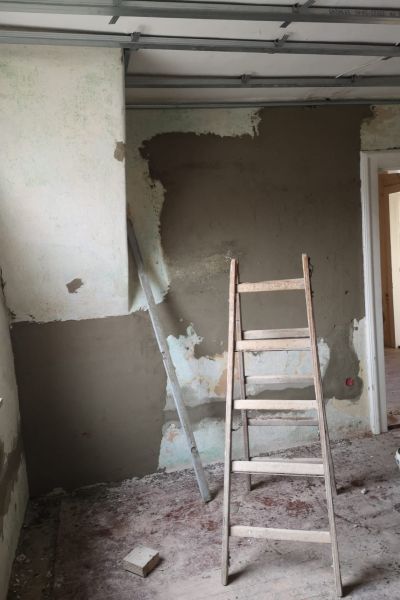 Matthias Brummer Innenputz Altbausanierung – Zustand vor der Sanierung, Bild 1 – Innenausbau Landshut