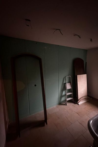 Matthias Brummer Altbau-Komplettsanierung – Zustand vor der Sanierung, Bild 1 – Innenausbau Landshut