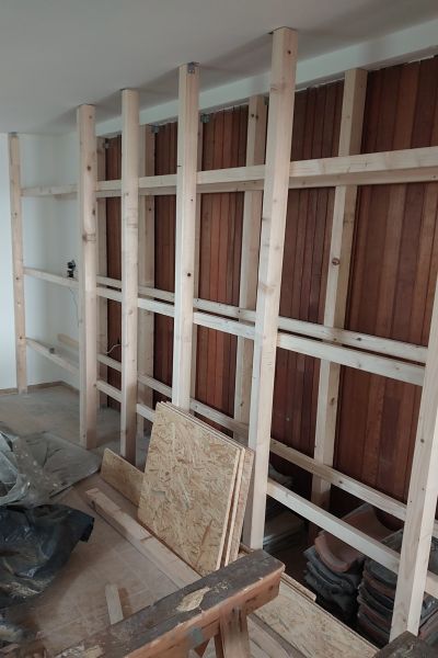 Matthias Brummer Einbauregal Trockenbau – Zustand vor der Sanierung, Bild 1 – Innenausbau Landshut