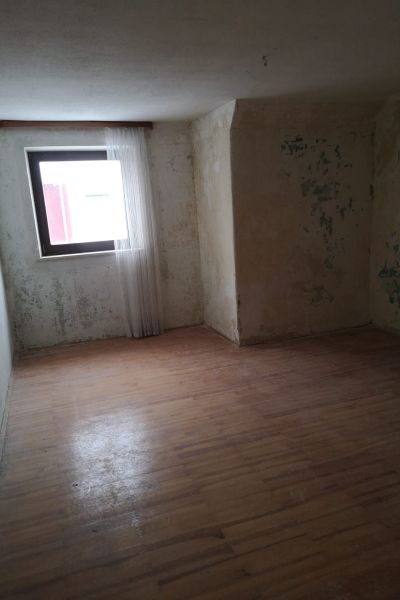 Matthias Brummer Altbau-Komplettsanierung – Zustand vor der Sanierung, Bild 5 – Innenausbau Landshut