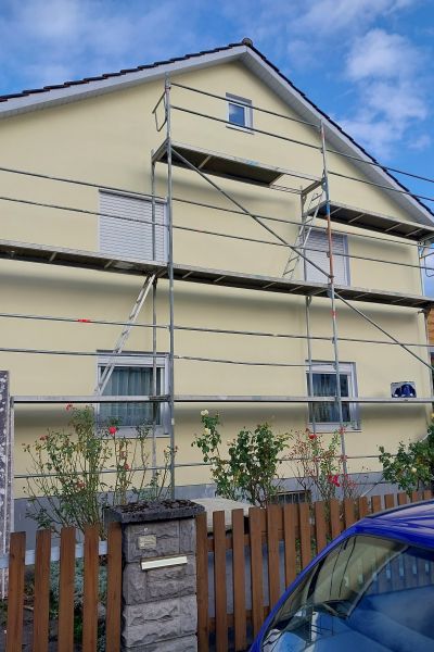 Matthias Brummer Außenfassade Vollputz – Fertiggestelltes Ergebnis, Bild 1 – Haussanierung Region Landshut