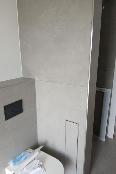 Matthias Brummer Modernes Graubad – Fertiggestelltes Ergebnis, Bild 4 – Haussanierung Region Landshut