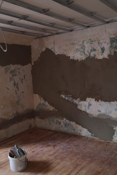 Matthias Brummer Altbau-Komplettsanierung – Zustand vor der Sanierung, Bild 7 – Innenausbau Landshut