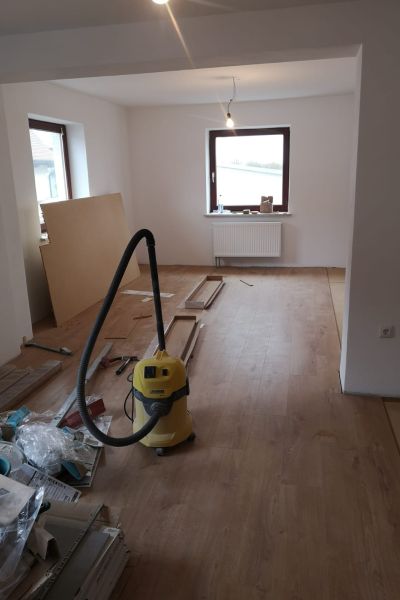 Matthias Brummer Dachausbau zum Wohnraum – Fertiggestelltes Ergebnis, Bild 2 – Haussanierung Region Landshut