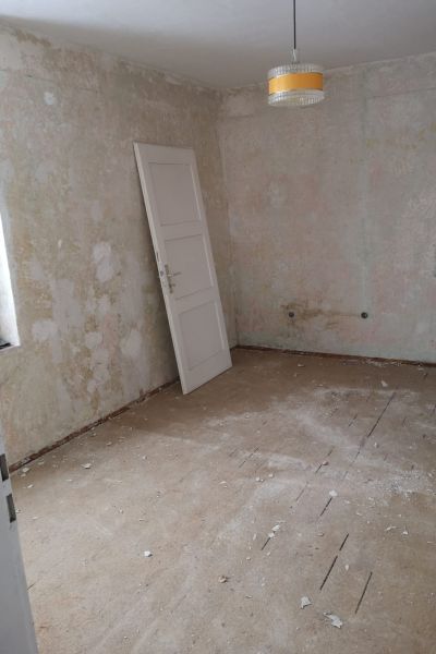 Matthias Brummer Altbau-Komplettsanierung – Zustand vor der Sanierung, Bild 11 – Innenausbau Landshut